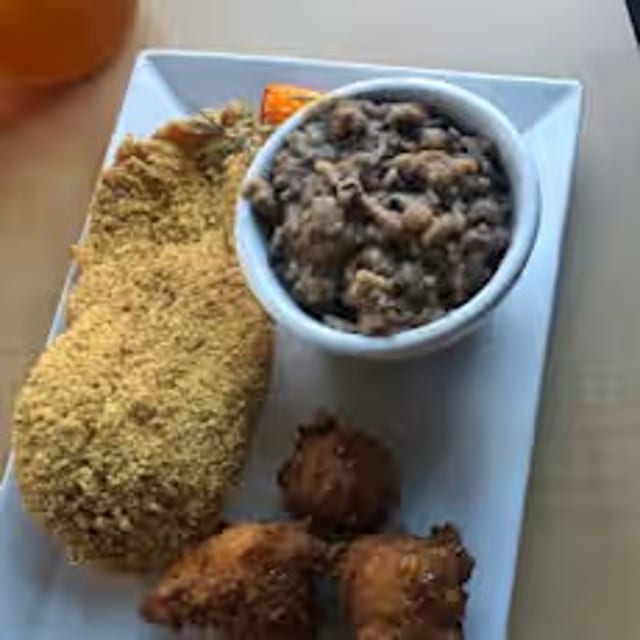 Catfish (Blackened or Fried).