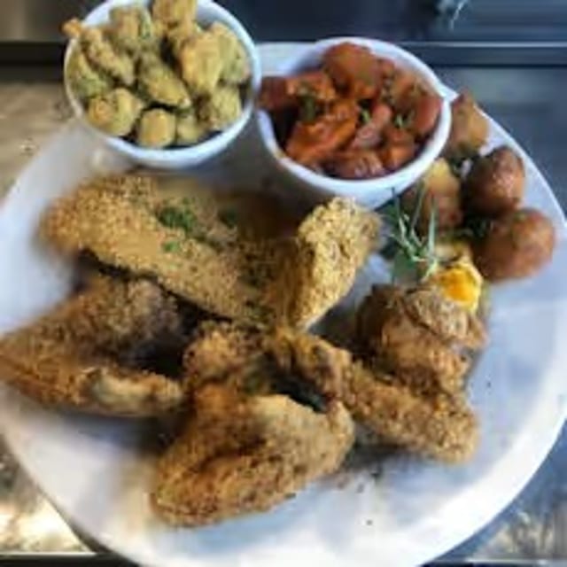 Po' Fish Platter.